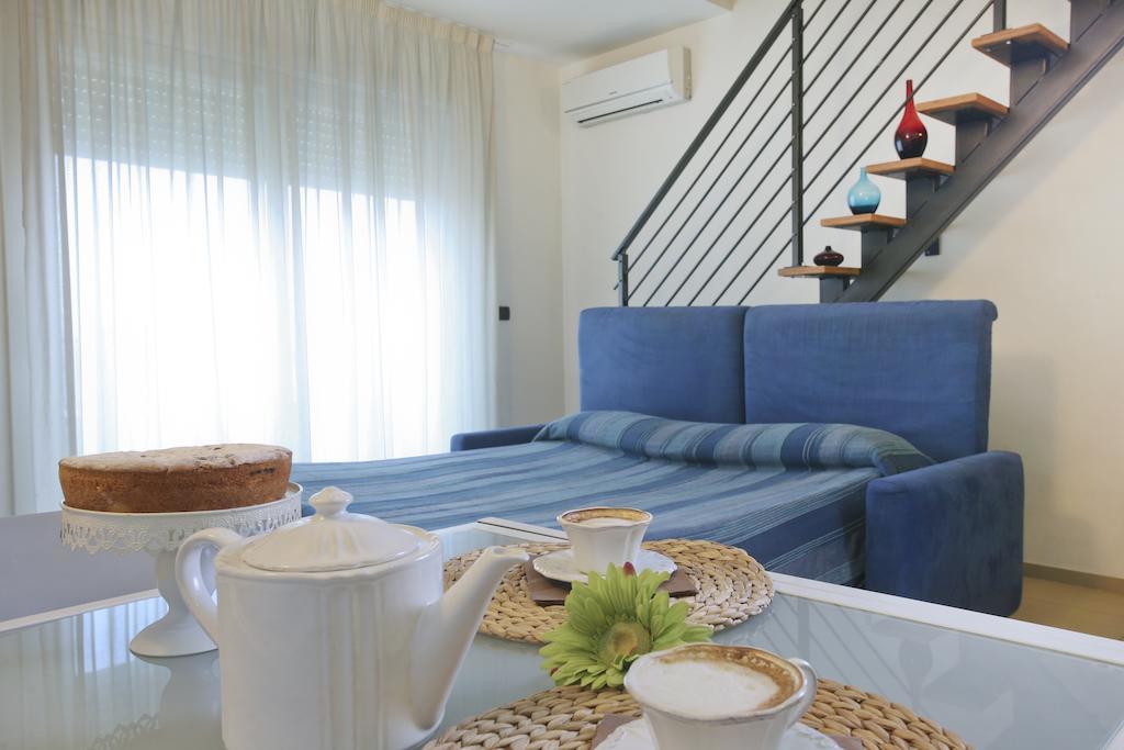 Residence A-More Римини Экстерьер фото