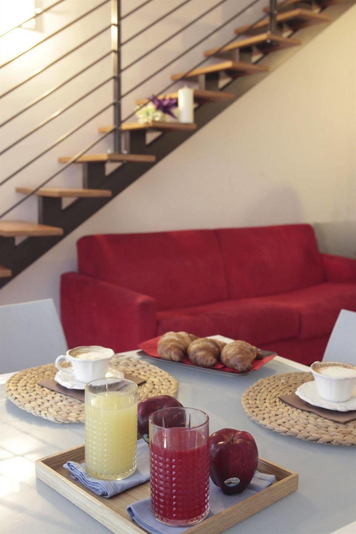 Residence A-More Римини Экстерьер фото